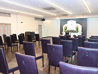 筑豊天国社の葬儀場のホールを撮影した写真